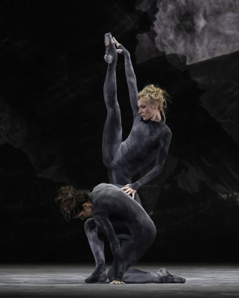 4. M.Magri and M.Hamilton (The Wrathful), “The Dante Project” by W.McGregor, The Royal Ballet 2021 © A.Uspenski 