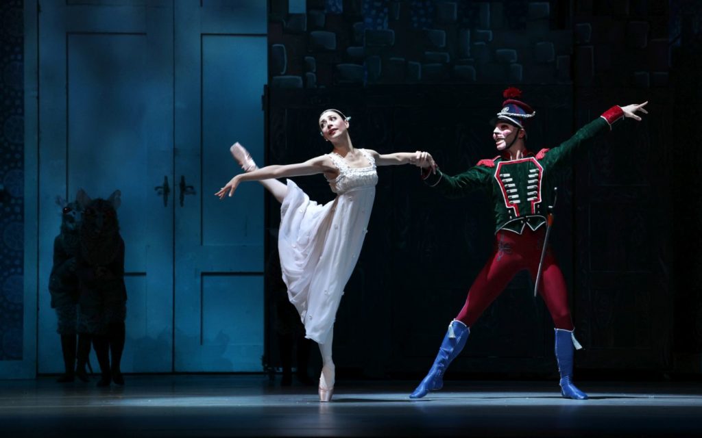 3. M.Makhateli (Clara Staalboom) and E.Wijnen (Nutcracker), “The Nutcracker and The Mouse King” by T.van Schayk and W.Eagling, Dutch National Ballet 2021 © H.Gerritsen 