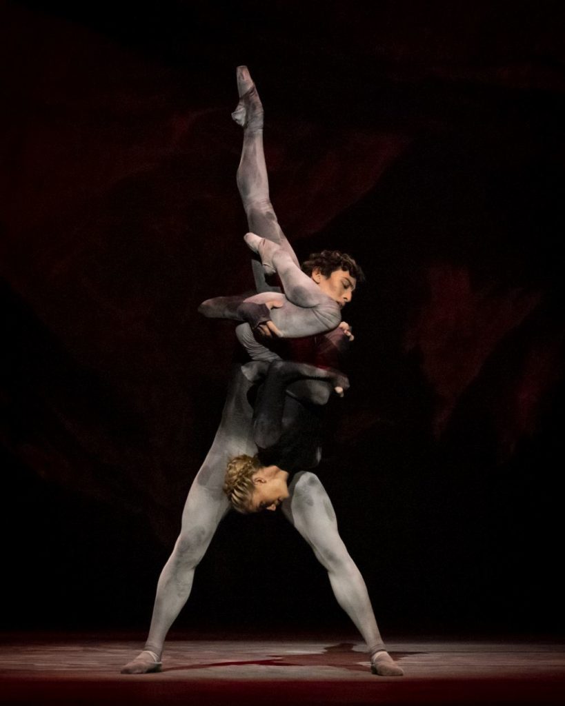 8. A.R.O'Sullivan and L.Acri (Dido and Aeneas), “The Dante Project” by W.McGregor, The Royal Ballet 2021 © A.Uspenski 