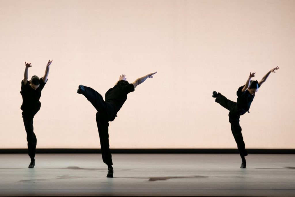 7. L.Cislaghi, D.Vizcayo, and N.Butchko, “Concerto” by L.Childs, Vienna State Ballet 2022 © Vienna State Ballet / A.Taylor