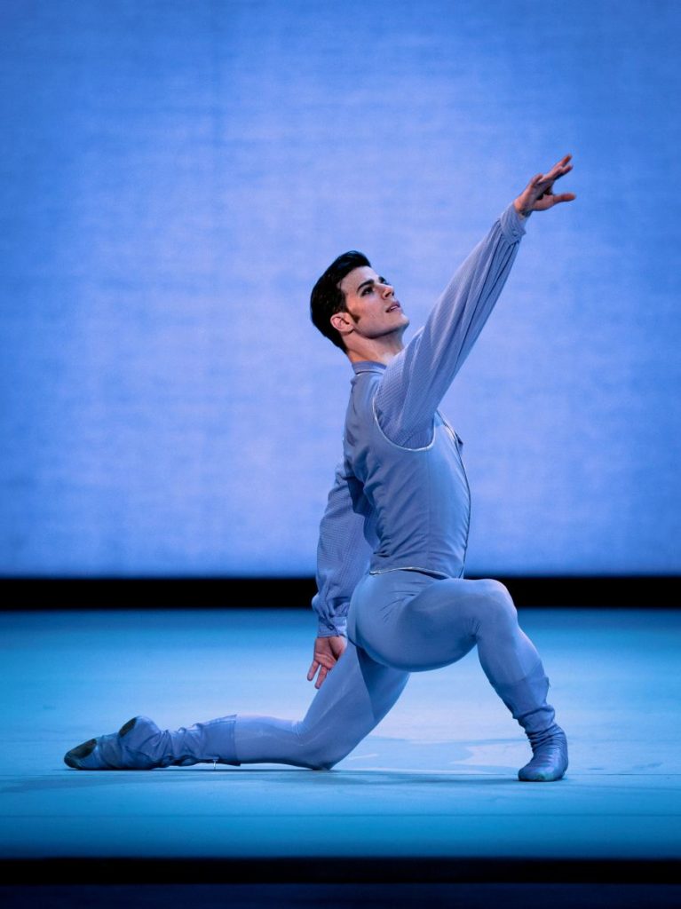 1. D.Dato, “Other Dances” by J.Robbins © The Robbins Right Trust, Vienna State Ballet 2022 © Vienna State Ballet / A.Taylor