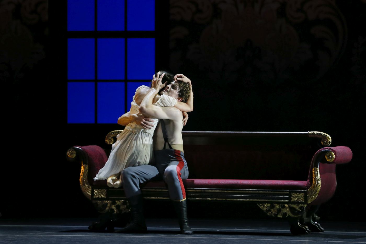 10. R.Hendricks (Anna Karenina) and C.Linnane (Count Alexei Vronsky), “Anna Karenina” by Y.Possokhov, The Australian Ballet 2022 © J.Busby
