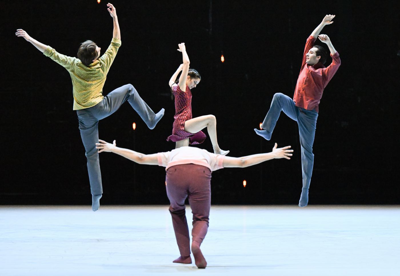 4. T.Afshar, M.Miccini, V.Girelli, and A.Giaquinto, “Bliss” by J.Inger, Stuttgart Ballet 2022 © Stuttgart Ballet