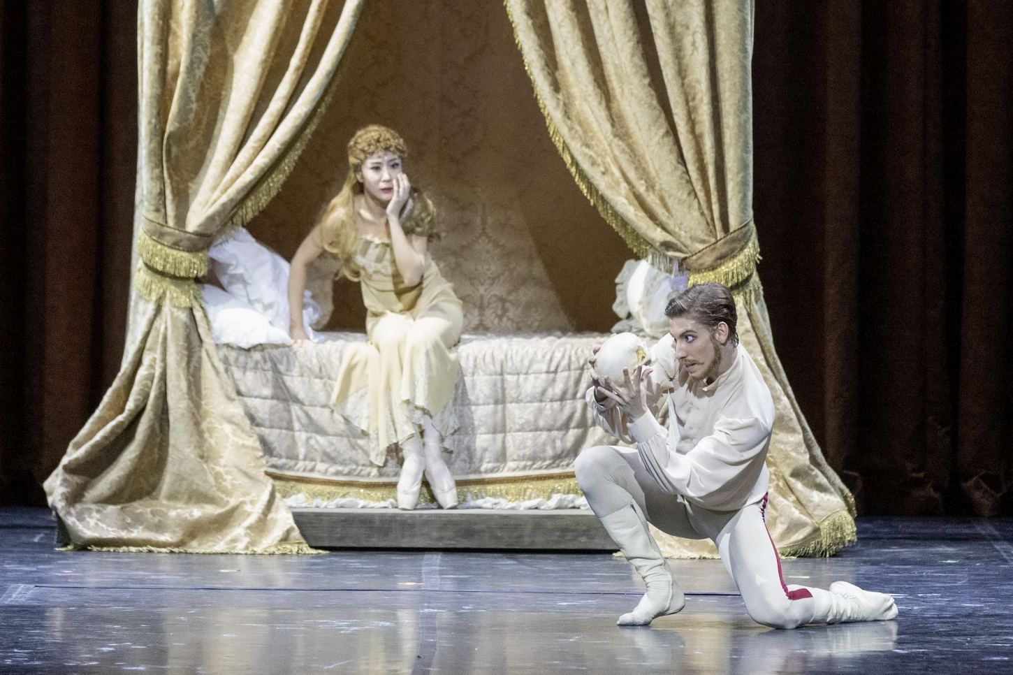 5. Y.Lee (Princess Stephanie) and G.A.Balázsi (Crown Prince Rudolf), “Mayerling” by K.MacMillan, Ballet of the Hungarian State Opera 2022 © P.Rákossy / Hungarian State Opera