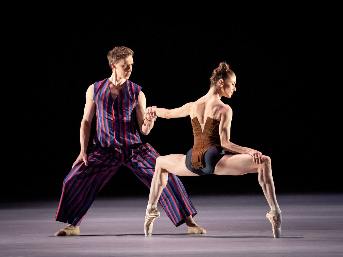 13. Alexey Popov and Claudine Schoch, “Die Jahreszeiten” by Martin Schläpfer, Vienna State Ballet 2022 © Vienna State Ballet / A.Taylor