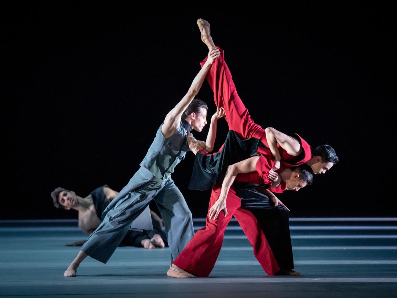 15. F.Costa, G.Cusin, G.Li Mandri, and J.G.Cabrera, “Die Jahreszeiten” by M.Schläpfer, Vienna State Ballet 2022 © Vienna State Ballet / A.Taylor