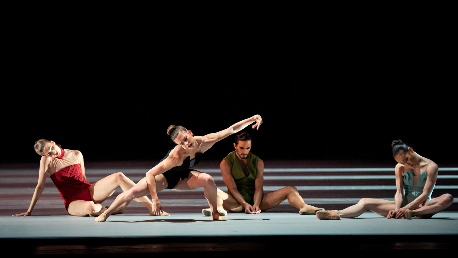 5. V.Csonka, D.Vizcayo, H.C.Kinney, and Y.Kato, “Die Jahreszeiten” by M.Schläpfer, Vienna State Ballet 2022 © Vienna State Ballet / A.Taylor