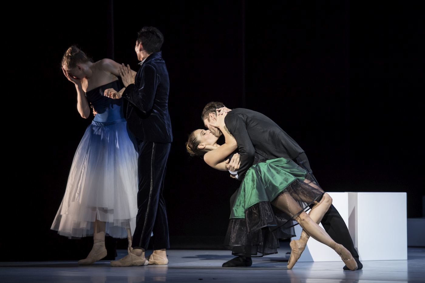 10. K.Schrader (Bianca), J.An (Lucentio), A.Tognoloni (Katherine), and F.Mariottini (Petruchio), “The Taming of the Shrew” by J.-C.Maillot, Les Ballets de Monte Carlo 2022 © A.Blangero