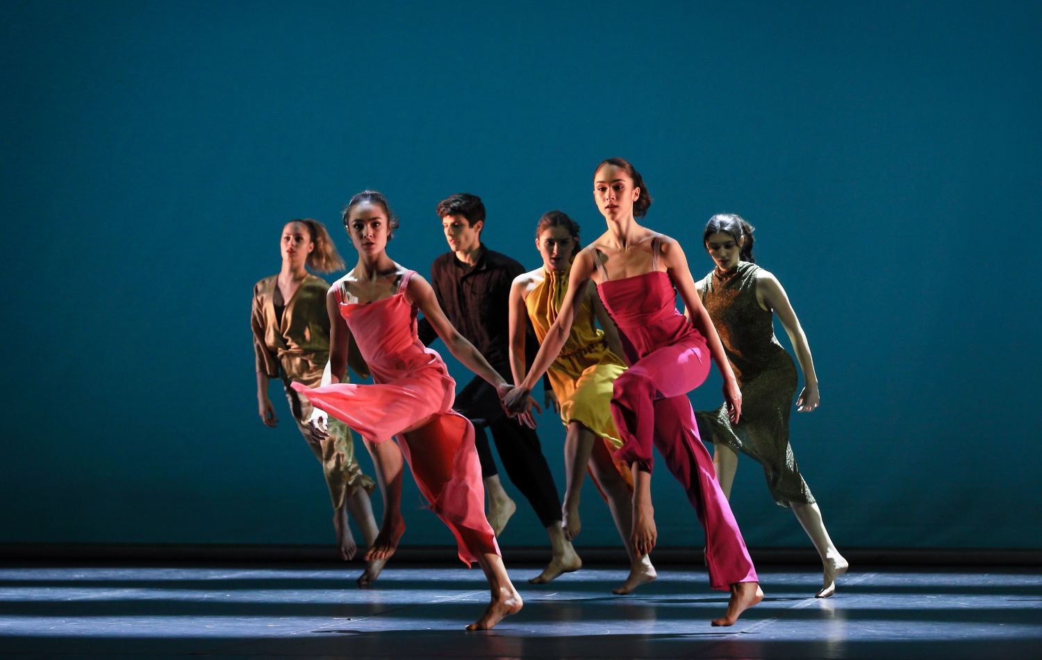 11. Bavarian Junior Ballet, “Bonbon” by L.Tavori, Heinz Bosl Foundation 2022 © M.-L.Briane