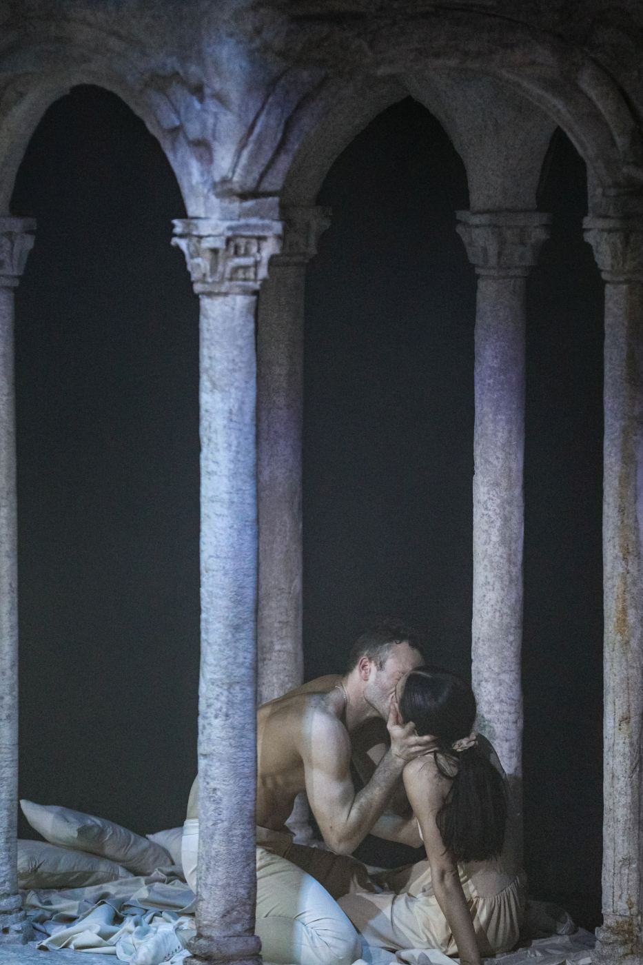 14. M.Pastorini (Romeo) and M.Matarranz de las Heras (Juliet), "Romeo and Juliet" by J.Bubeníček, Croatian National Theatre Ivan pl. Zajc Rijeka 2022 © F.Tutek-Hajnal 