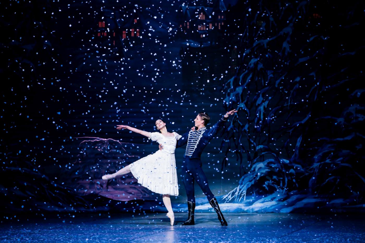5. M.Beck (Marie) and G.Á.Balázsi (Prince), “The Nutcracker” by W.Eagling and T.Solymosi, Hungarian National Ballet & Hungarian National Ballet Institute 2022 © V.Berecz 