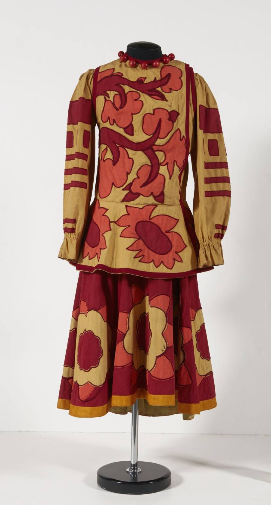 9. N.Goncharova (1881 – 1962), woman's costume for "The Golden Cockerel", chor.: M.Fokine, for the 1937 production od the Ballets Russes de Monte Carlo; cotton fabric, elastic band, woolen thread, metal sewing buttons, wool braid, weaving, sewing, embroidery, applique; private collection of O. and I.Mazur, London © Tretyakov Gallery