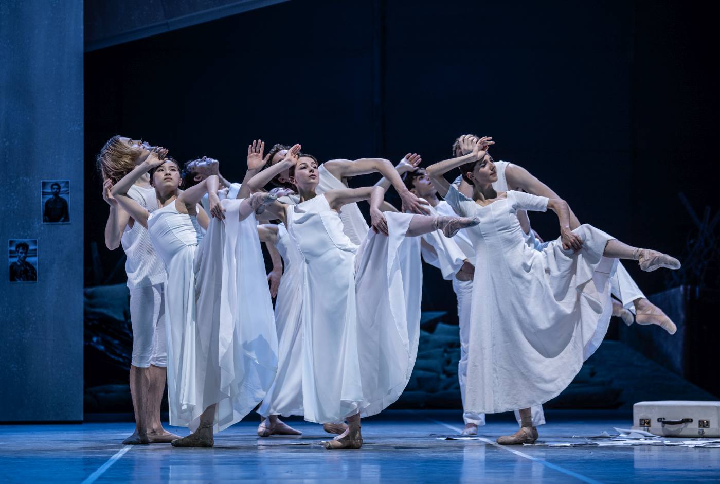 11. Ensemble, “Dona Nobis Pacem” by J.Neumeier, Hamburg Ballet 2023 © K.West