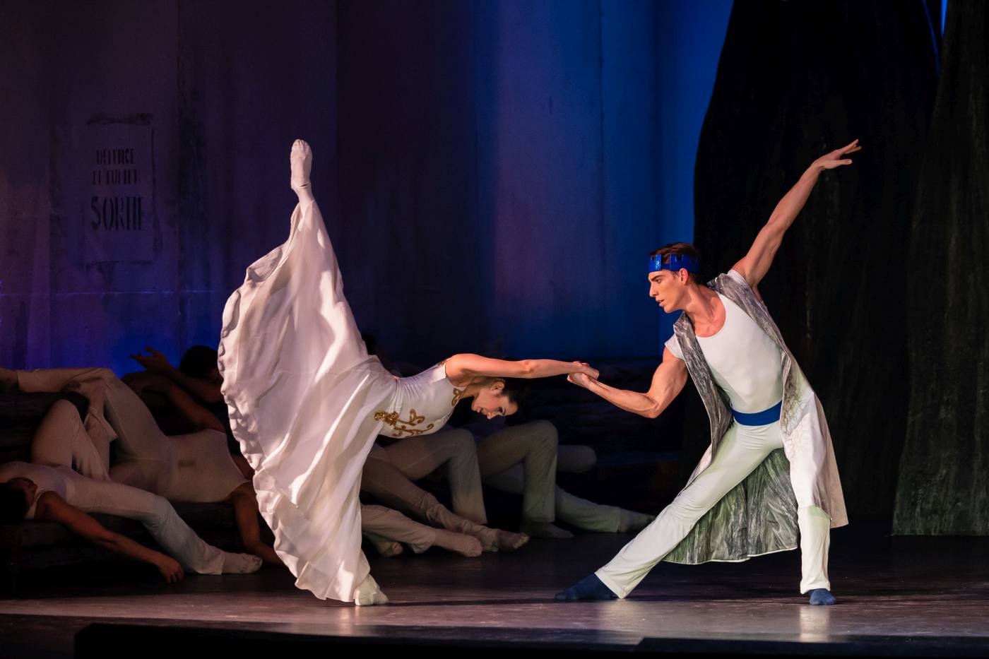 8. L.Felméry (Princess) and Á.Balázsi Gergő (Prince), “The Wooden Prince” by L.Velekei, Hungarian National Ballet 2023 © A.Nagy / Hungarian State Opera 