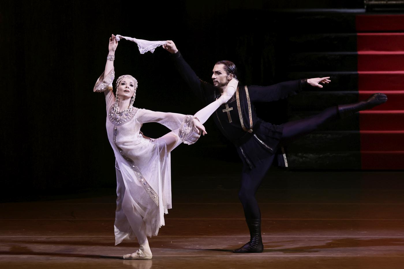 1. E.Obraztsova (Anastasia) and I.Vasiliev (Ivan the Terrible), “Ivan the Terrible” by Y.Grigorovich, Bolshoi Ballet 2023 © Bolshoi Ballet / D.Yusupov 