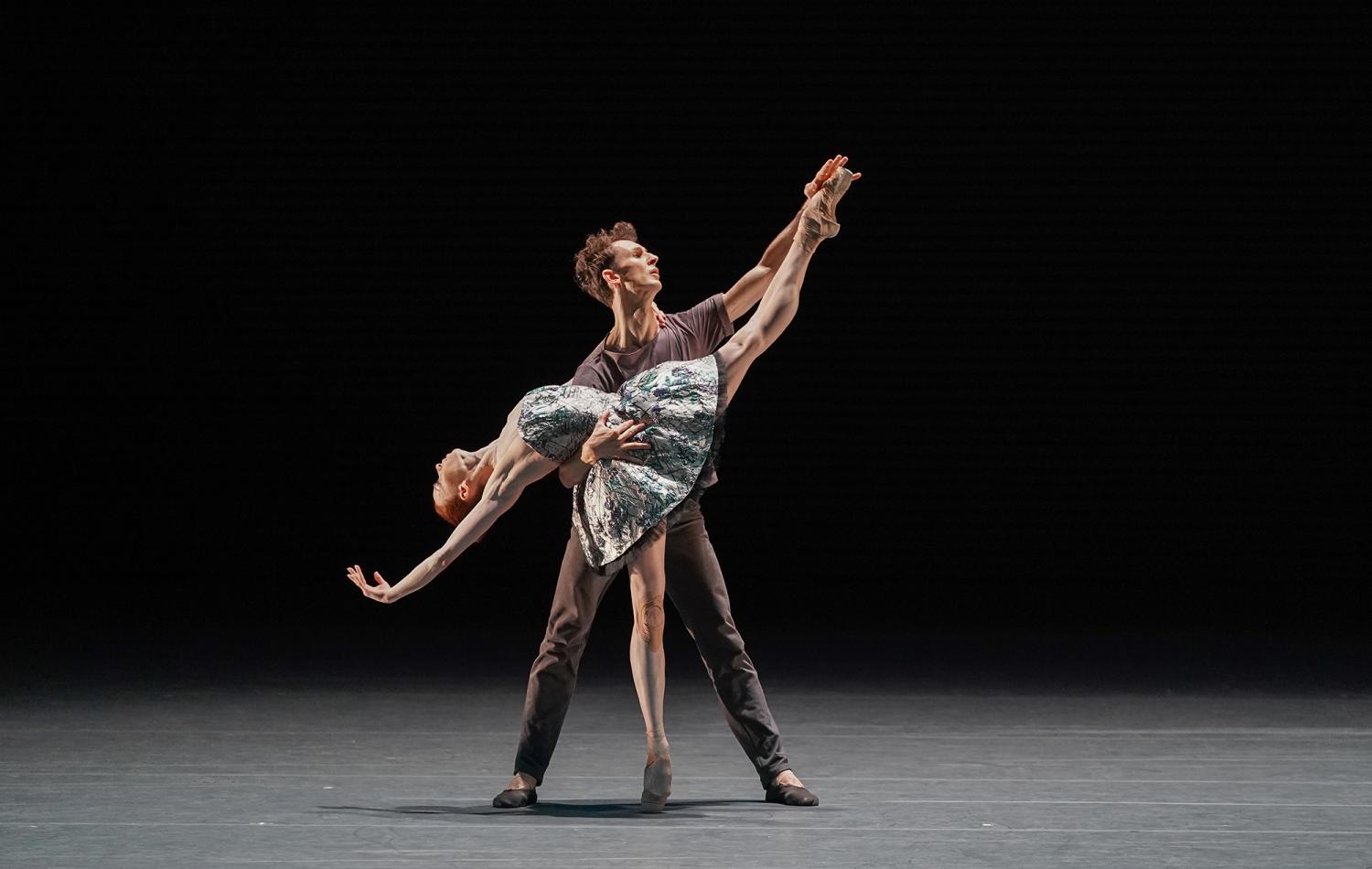 6. E.Krysanova and S.Chudin, “Dancemania” by V.Samodurov, Bolshoi Ballet © P.Rychkov / Bolshoi Theatre