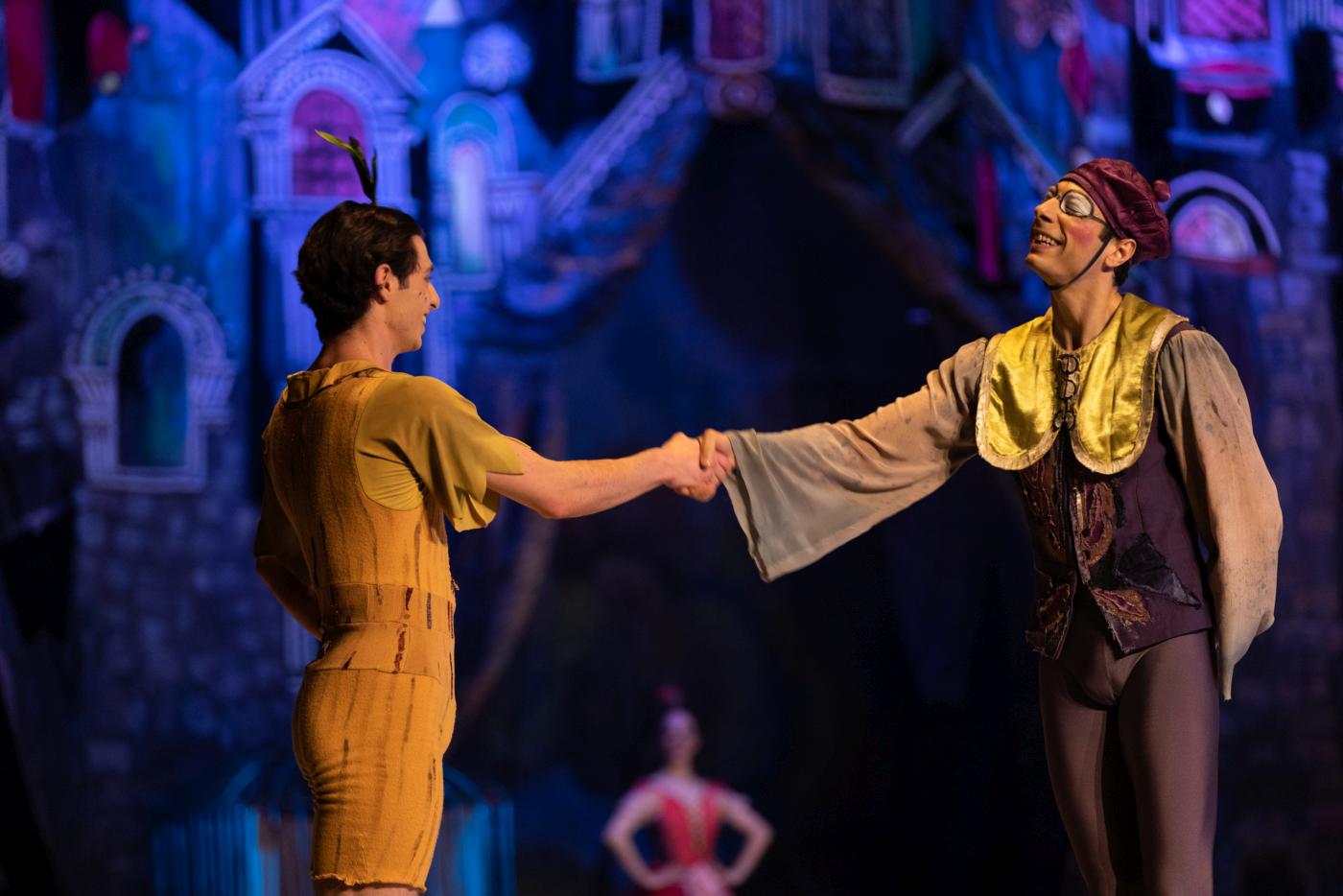 9. G.Sargsyan (Cipollino) and M.Kirakosyan (Count Cherry), “Cipollino” by H.Mayorov, Armenian National Ballet 2023 © Armenian National Ballet