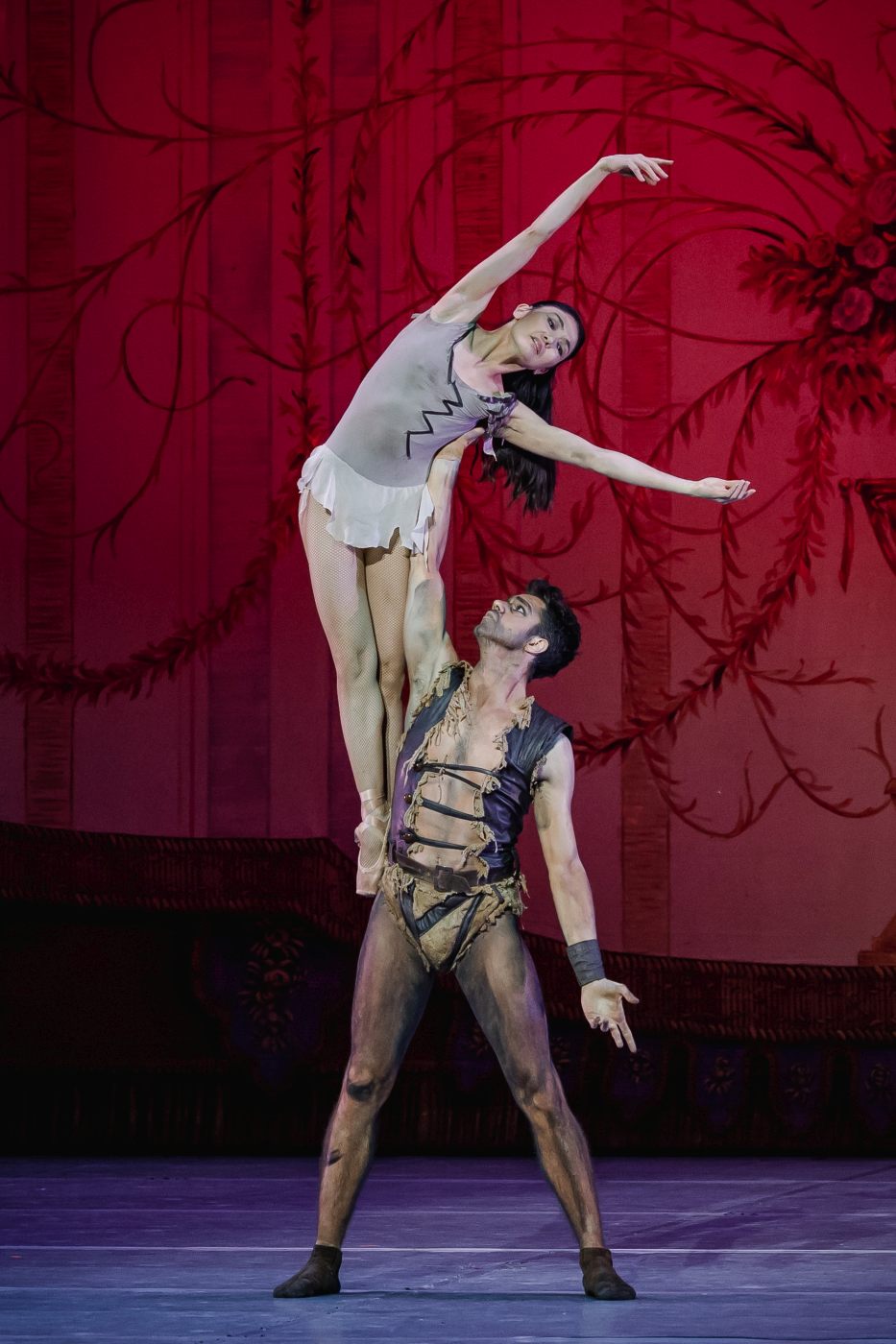 4. A.Tanykpayeva (Phrygia) and G.Leblanc (Spartacus), “Spartacus” by S.Lászlo, “Ildikó Pongor 70 Ballet Gala”, Hungarian National Ballet 2023 © A.Nagy / Hungarian State Opera