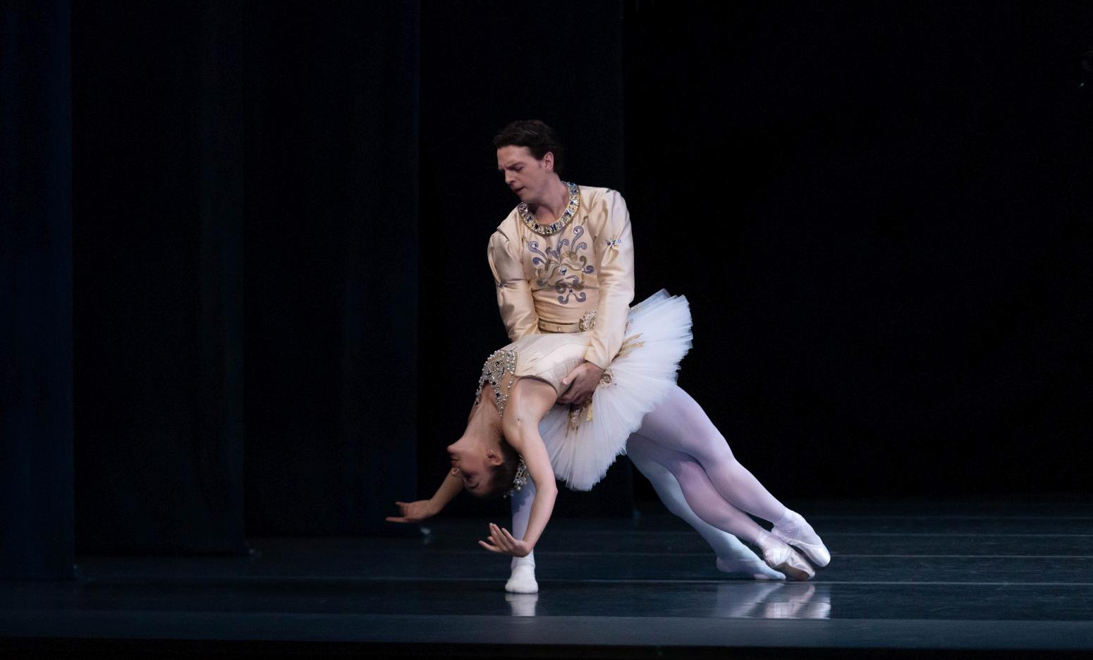 8. B.Bemet and J.Caley, “Jewels” by G.Balanchine, The Australian Ballet 2023 © R.Lantry 