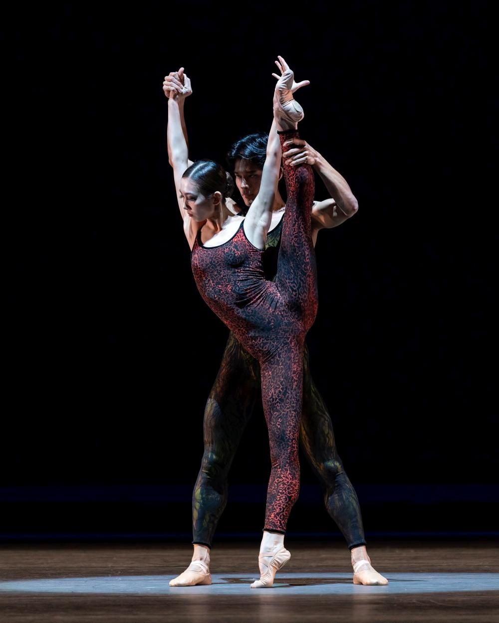11. Q.Liu and Y.G.Choi, “Frank Bridge Variations” by H.van Manen, Dutch National Ballet 2023 © M.Haegeman 