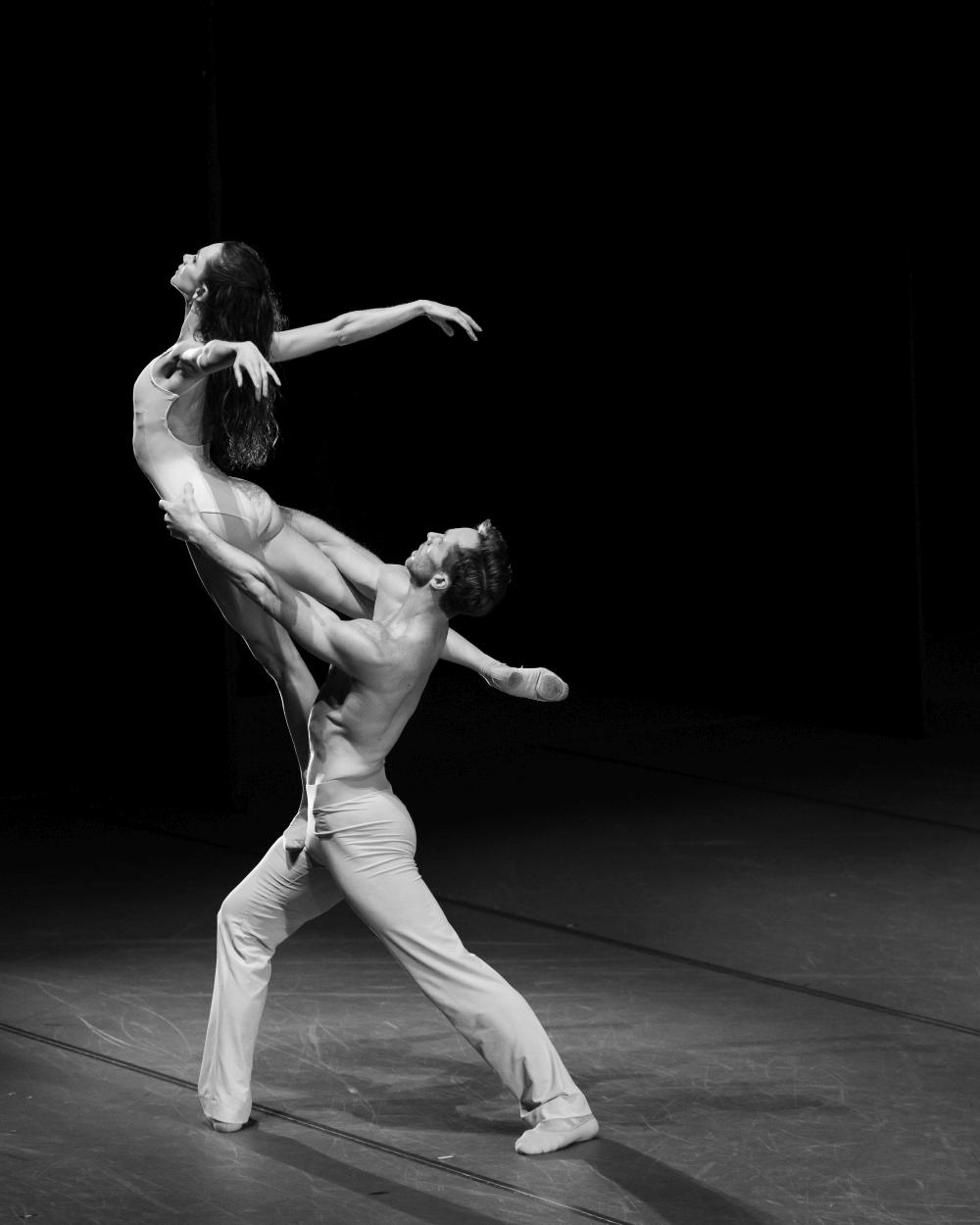 17. J.Stout and A.Ol, “After the Rain” by C.Wheeldon, Dutch National Ballet 2023, © N.Tonoli