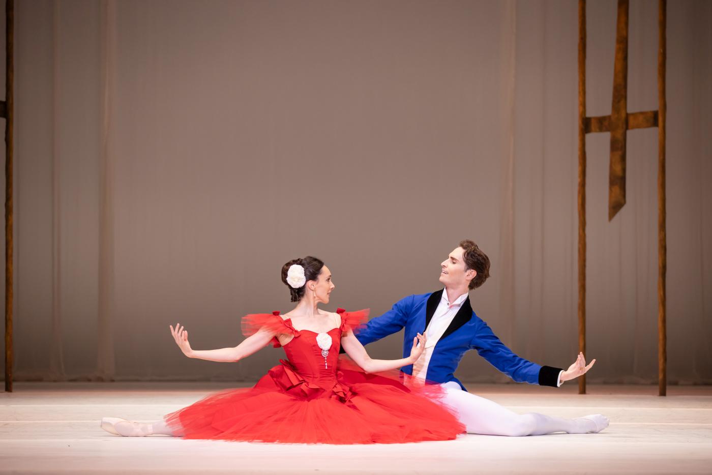 3. A.Harris (Marguerite) and N.Brook (Armand), “Marguerite and Armand” by F.Ashton, The Australian Ballet 2023 © D.Boud 